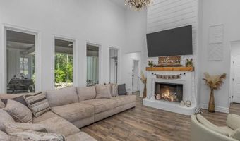 313 Rosedown Ln, Stonewall, LA 71078