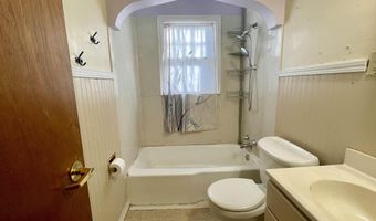 2004 E 22ND St, Cheyenne, WY 82001