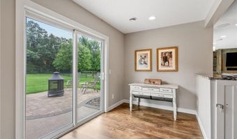 405 Riverside Cir, Anoka, MN 55303