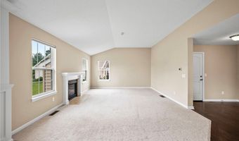 587 Surrey Dr, Aurora, OH 44202