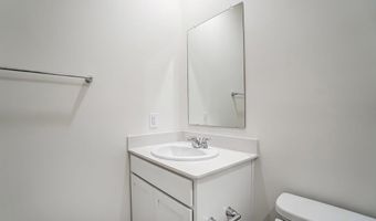 46 Cider Mill Dr, Ashville, OH 43103