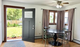 111 Central St, Brattleboro, VT 05301