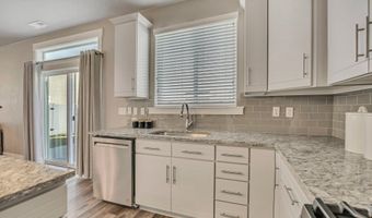 296 S 600 W, Centerville, UT 84014