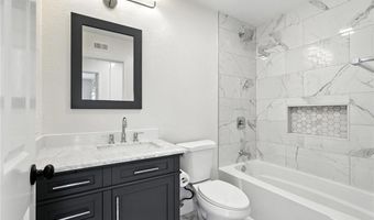 251 Royal Glen Dr, Fallbrook, CA 92028