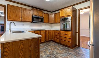 20010 Oakwood Dr, Abingdon, VA 24211