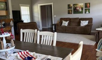 932 Sewell Dr, Albany, KY 42602