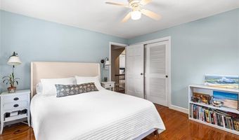 20 Terrace Dr, Barrington, RI 02806
