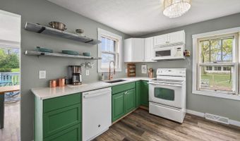 317 WOODLAWN Dr, Aurora, IN 47001