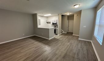 6302 Bishops Pond Ln, Indianapolis, IN 46268