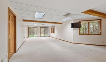 17 Stone Pound Ln, Atkinson, NH 03811