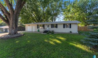 404 Jefferson Dr, Alcester, SD 57001