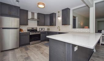 1706 SIMPSON St, Alexander City, AL 35010