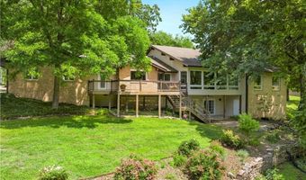 515 NW D St, Bentonville, AR 72712