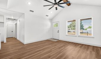 704 11th St, Abernathy, TX 79311