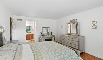 4465 Crescent Rd, Fitchburg, WI 53711