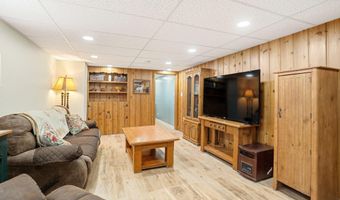 2104 W Oakland Ave, Austin, MN 55912