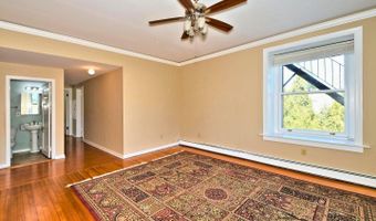 307 PLEASANT ACRE Dr C, Ambler, PA 19002