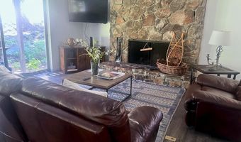2337 Bear Falls Ln, Alpine Meadows, CA 96146