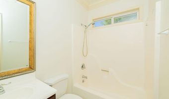 108 Oaks Blvd, Bay St. Louis, MS 39520