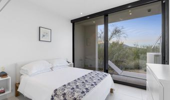 7915 E PRIMROSE Path, Carefree, AZ 85377