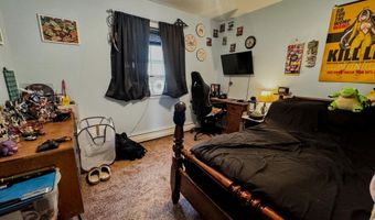 131 Pine Cir, Bennington, VT 05201