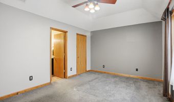 7819 Shannon Lakes Way, Indianapolis, IN 46217