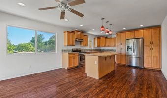2901 Helix St, Spring Valley, CA 91977