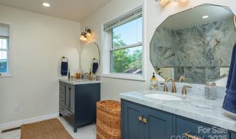39 N Pershing Rd, Asheville, NC 28805