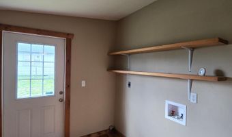 902 N Jefferson St, Ava, MO 65608