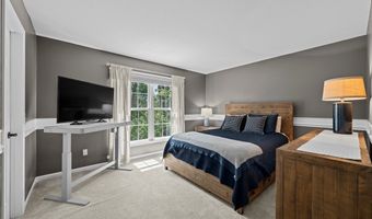 215 Beaumont Trl, Aurora, OH 44202