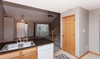 2840 Ashland Ct, Altoona, IA 50009