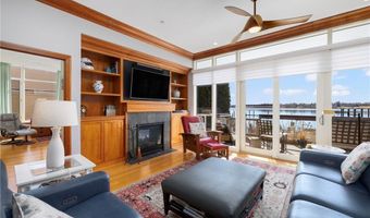 341 Thames St S-104, Bristol, RI 02809