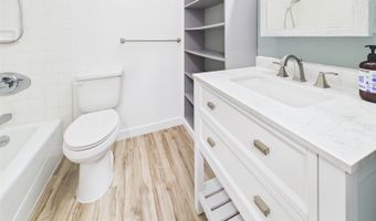 1015 Aoloa Pl 252, Kailua, HI 96734