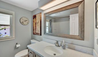 64 Sandy Ln, Burlington, VT 05408