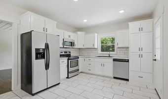 540 E 4th St, Baxter Springs, KS 66713