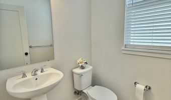 6394 S Trailwoods Dr, Ann Arbor, MI 48103
