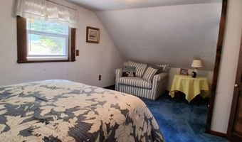 117 7th St, Acton, ME 04001