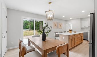 406 3RD St, Atco, NJ 08004
