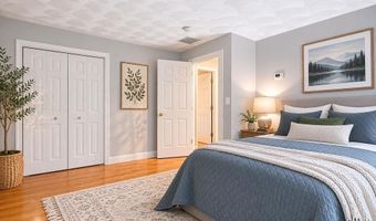 22 Lakewood Dr, Alton, NH 03810
