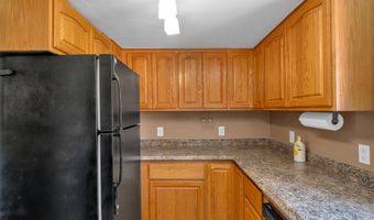 630 COLONIAL Dr, Springfield, OR 97477