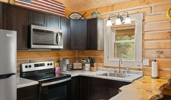 3346 Indian Cove Rd, Birdseye, IN 47513