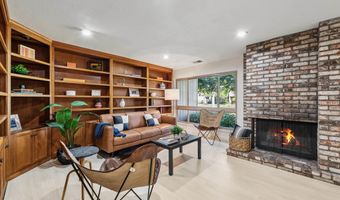 1026 Trellis Ln, Alameda, CA 94502