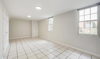 5813 FIFER Dr, Alexandria, VA 22303