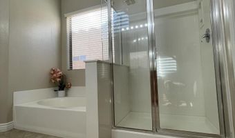 2181 E IRIS Dr, Chandler, AZ 85286