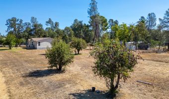 16759 Dorvel Ln, Anderson, CA 96007