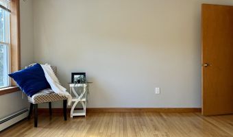8 Pine Hill Dr, Belfast, ME 04915