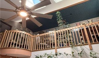 258 Misty Ln, Amherst, NY 14051