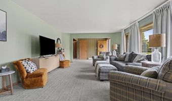 325 W GREENFIELD Ave, Algoma, WI 54201