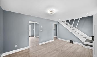 37 2ND Ave, Claymont, DE 19703