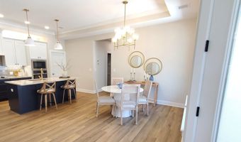 318 W Boxthorn Dr, Andover, KS 67002